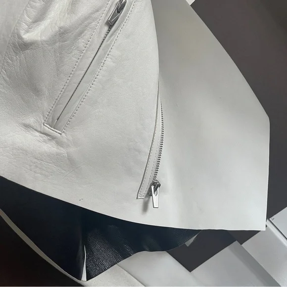 VEDA White & Black Flap Leather Jacket Size Medium - Picture 12 of 15